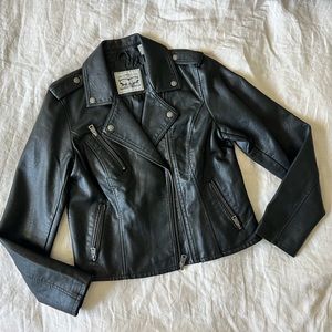 Levi’s Women’s Faux Leather Moto Jacket / Size M